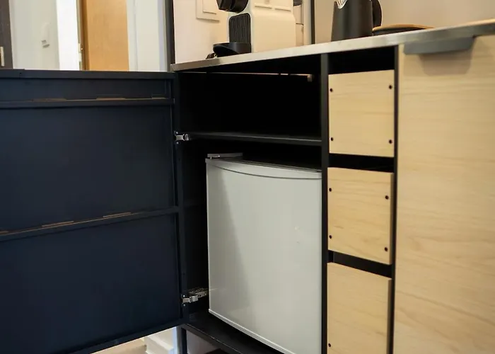 N15 Elegant Near Train Station With Ac * ברטיסלאבה