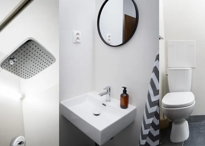 N15 Elegant Near Train Station With Ac דירה *