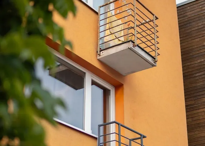 Daire N15 Elegant Near Train Station With Ac