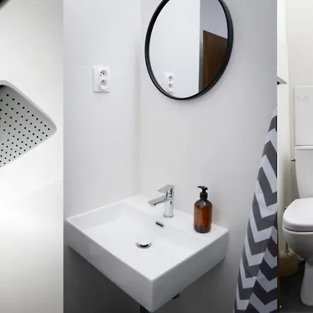 N15 Elegant Near Train Station With Ac Апартаменты *