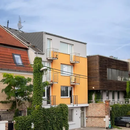 N15 Elegant Near Train Station With Ac Apartament