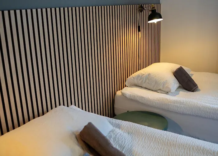 N15 Elegant Near Train Station With Ac Bratislava